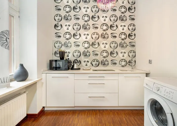 Sunny In The Heart Of Old Town By Renters Apartament Poznań