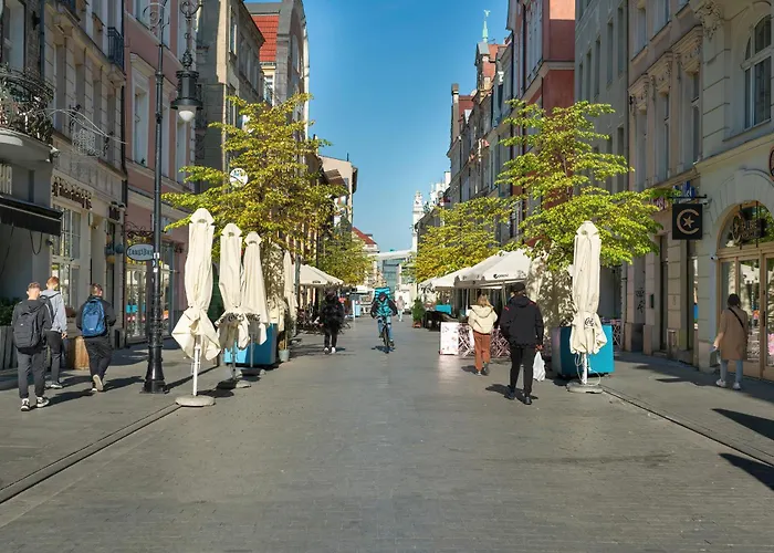 Sunny In The Heart Of Old Town By Renters * Poznań