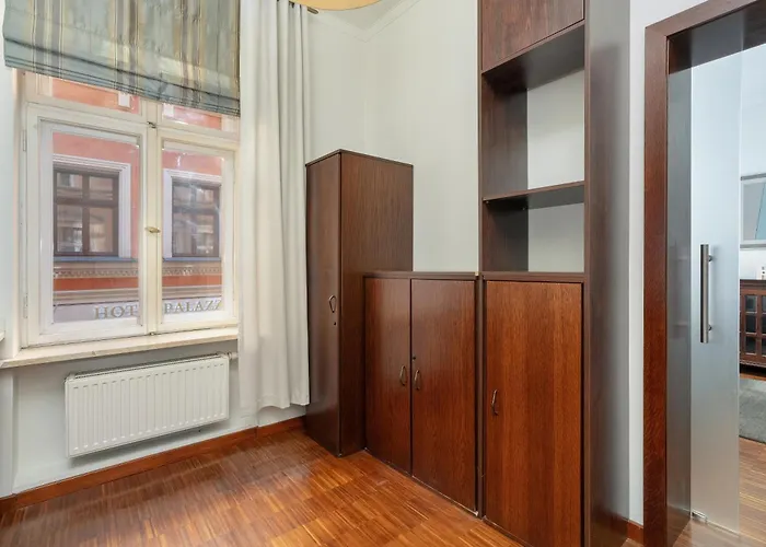 Sunny In The Heart Of Old Town By Renters Apartament Poznań