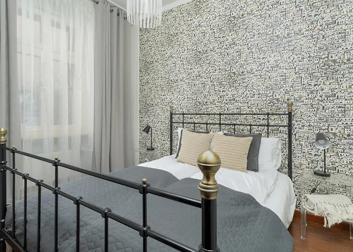 Sunny In The Heart Of Old Town By Renters Apartament Poznań